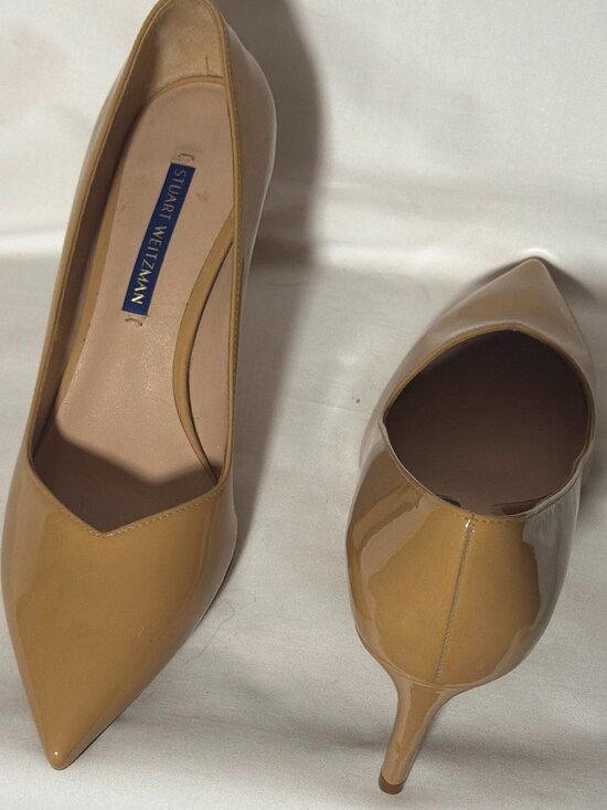 Stuart Weitzman Shoes - Stuart Weitzman Nude/Beige Patent Leather Power Pumps